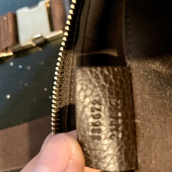Gently used Gucci belt bag - Picture 6 of 7